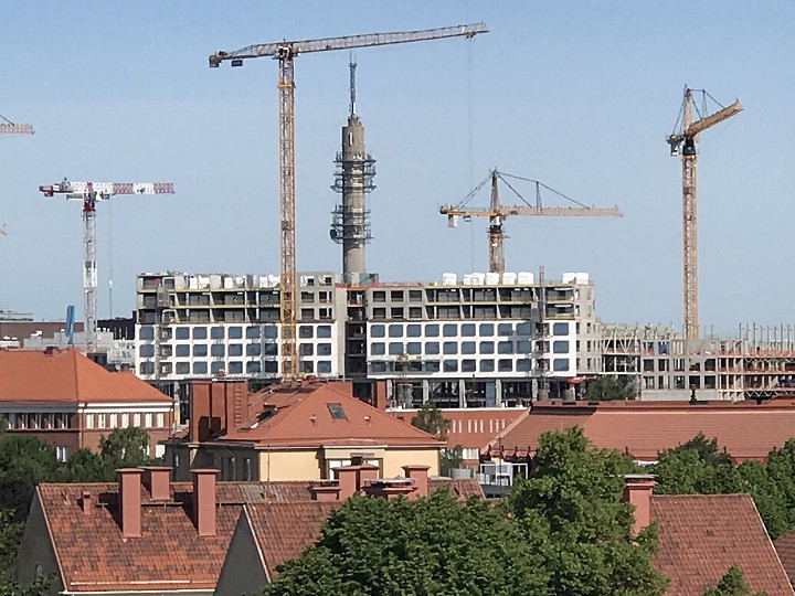 Keski-Pasilaa rakennetaan.
